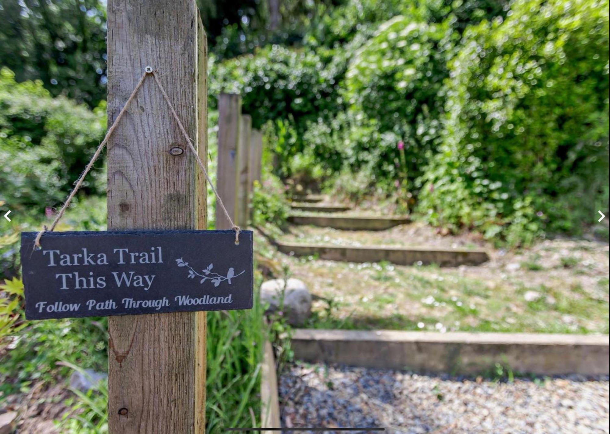 Luxury Riverside Escape In North Devon! Stunning Views Holiday home Weare Giffard